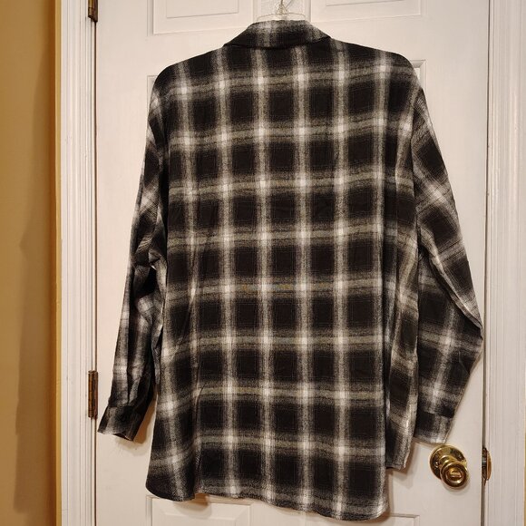 womens flannel - Picture 2 of 4